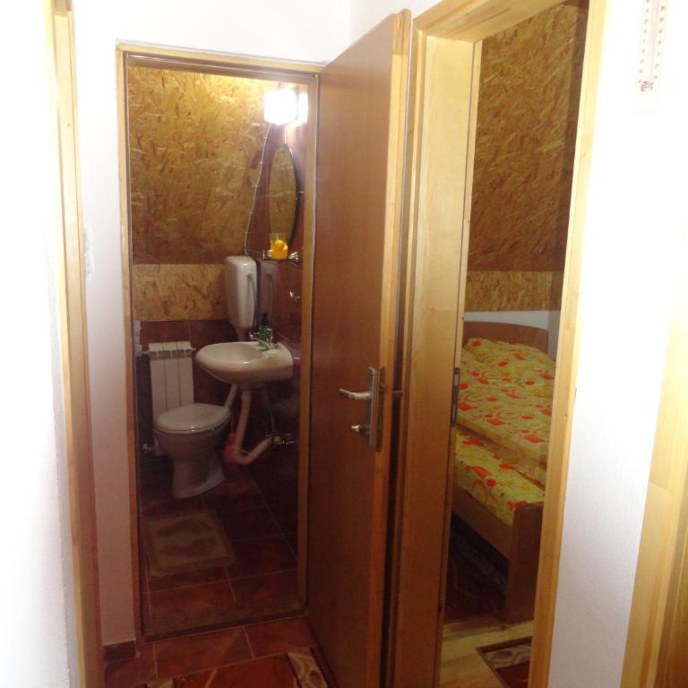 Guest House Happy - Chambre Double Standard avec Salle de Bains Commune - 3