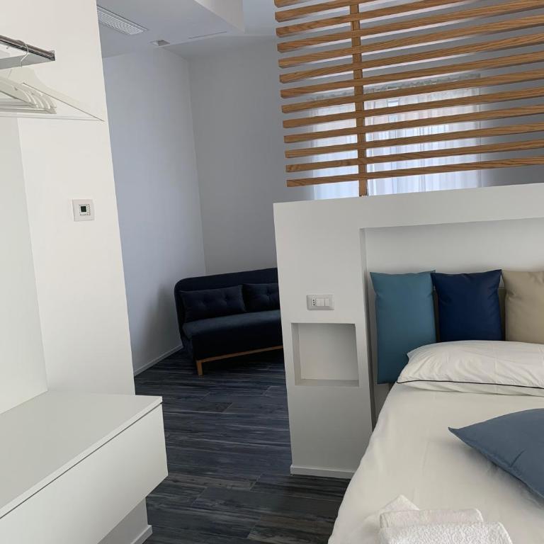 Blue Bay Suite & Spa - Monolocale Matrimoniale Deluxe - 13