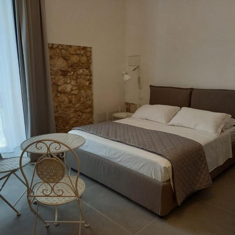 Casa Lunya - Two-Bedroom Apartment - 36