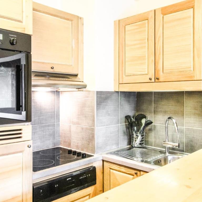Beautiful one-bedroom apartment with fireplace and stunning views - Appartement avec Vue sur la Montagne - 42
