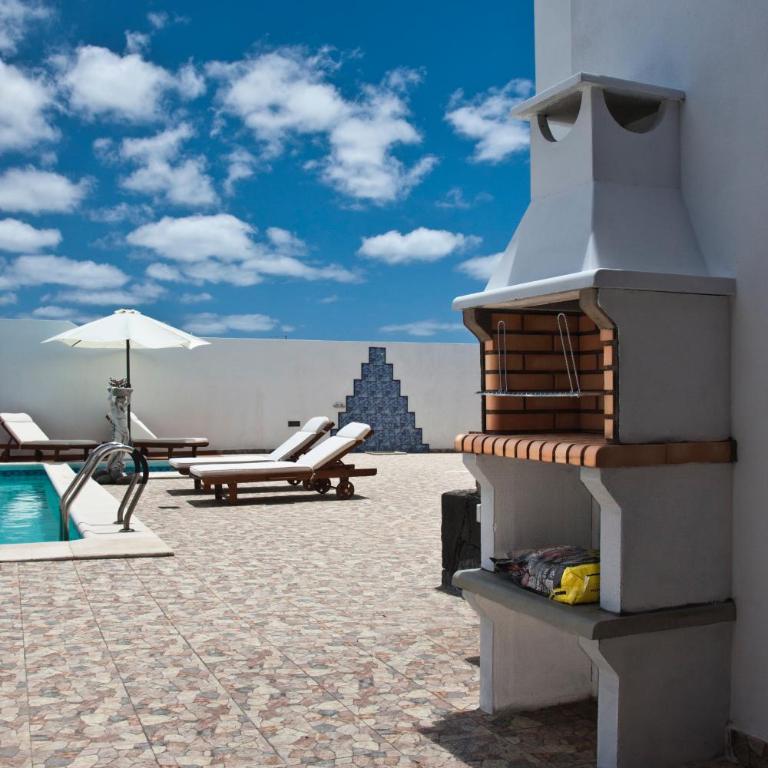 Casa Delfín Playa Blanca 2 dormitorios y piscina - Three-Bedroom Villa - 5