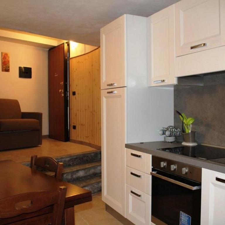 Sunlake Estoul borgo - Appartamentino su 2 Livelli - 1