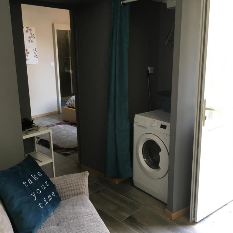 LA CASA DES PETITES MARIES terrasse clim wifi - Appartement 1 Chambre - 14