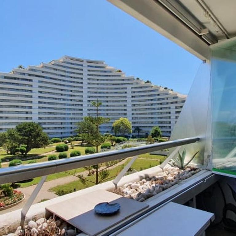 Lovely apartment in Marina Baie des Anges- Baronnet - Sew view, free parking spaces on site, restaurants, beach, supermarket - Apartamento de 1 dormitorio - 2