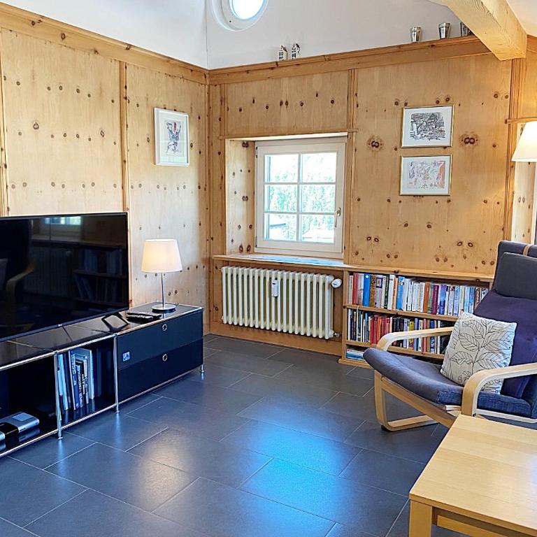 BM186 - Alpenstil - 60m2 Dachstockwohnung mit Garage - Apartment mit 1 Schlafzimmer - 8