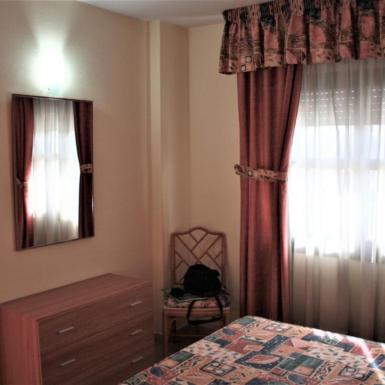 Apartamentos Aventura Salou - Apartamento Superior - 7