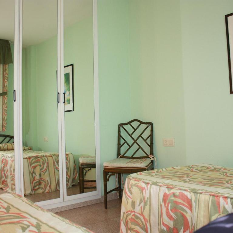 Apartamentos Aventura Salou - Apartamento Superior - 8