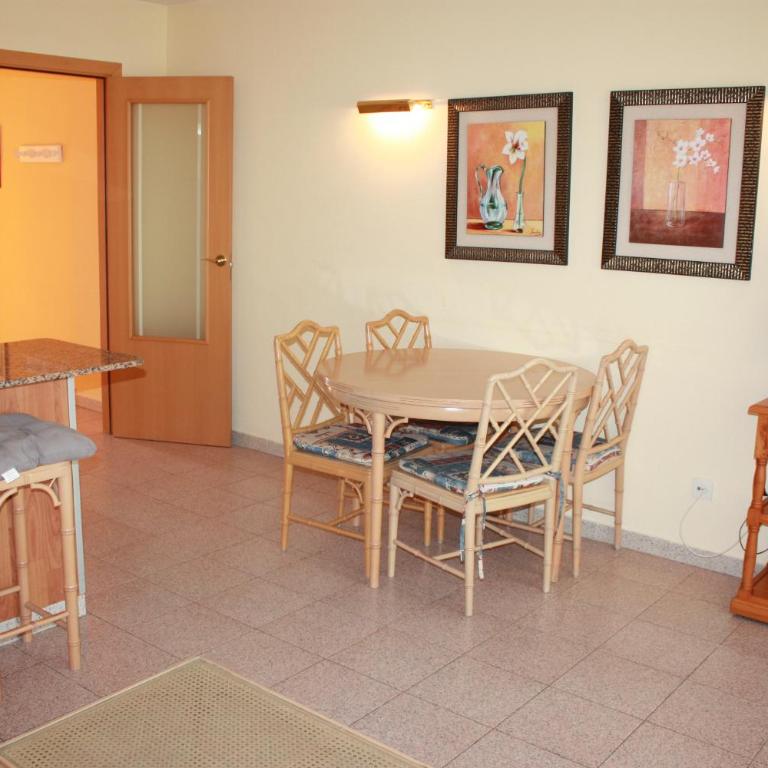 Apartamentos Aventura Salou - Apartamento Superior - 10