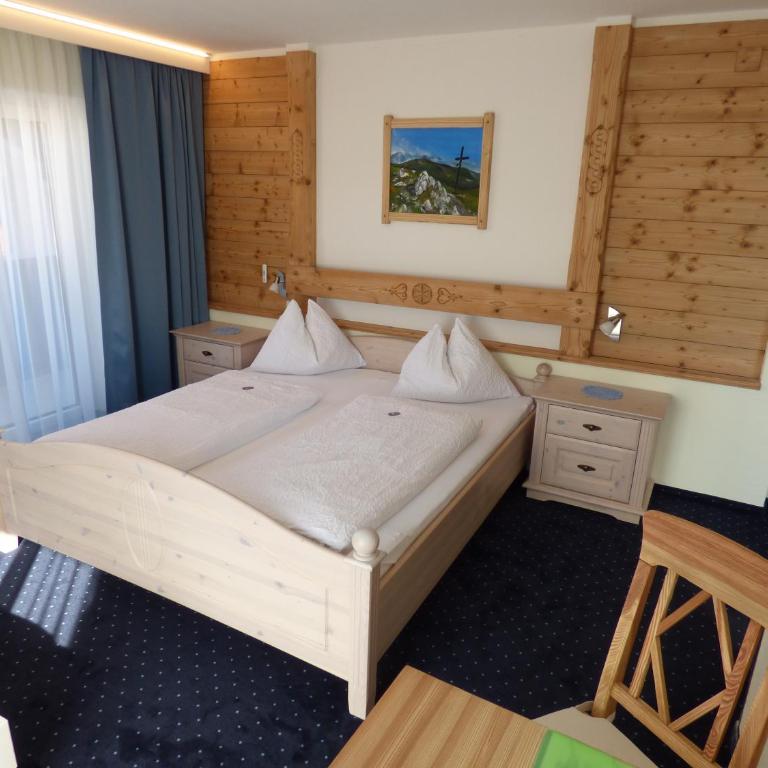 Panoramahotel - Doppelzimmer mit Balkon - 6