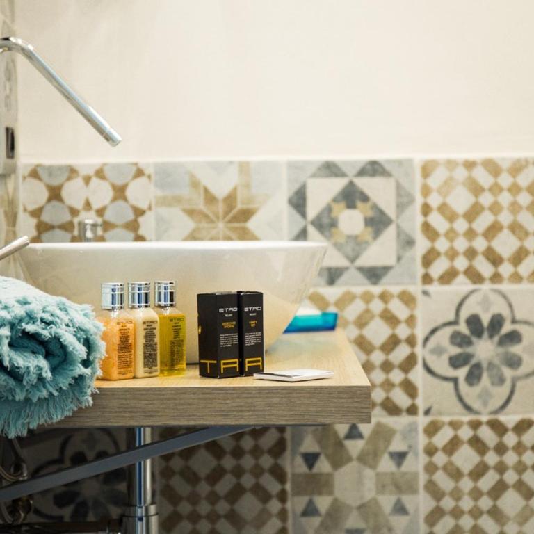 Dea degli Ulivi Luxury - Suite with Hot Tub - 10