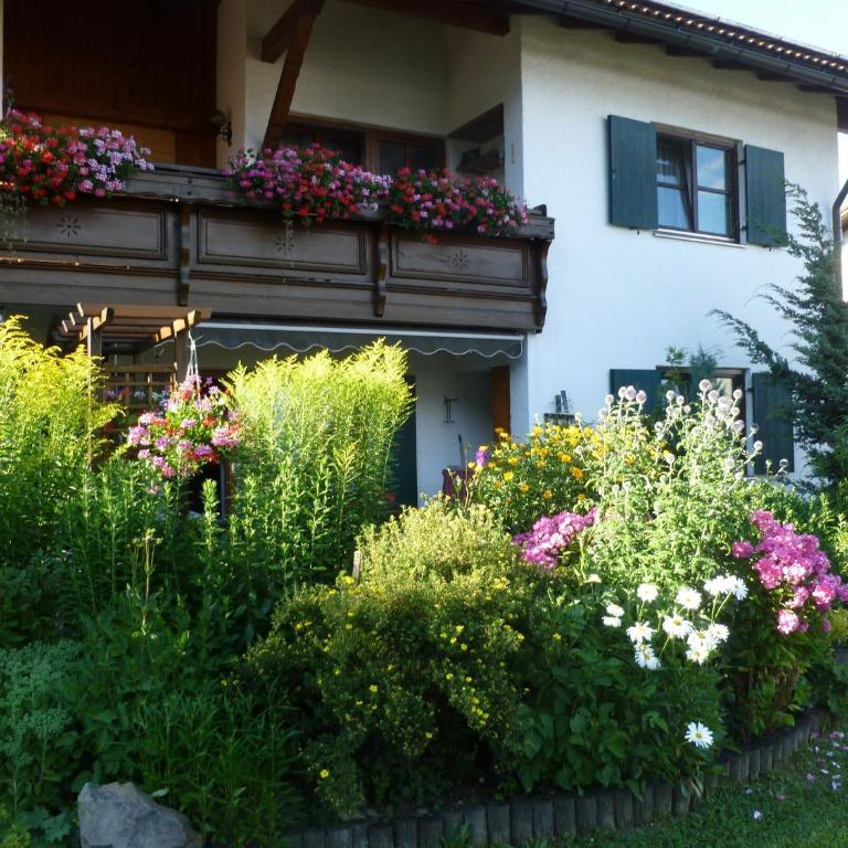 Gästehaus Böck in Roßhaupten - Doppel- oder Zweibettzimmer - 4