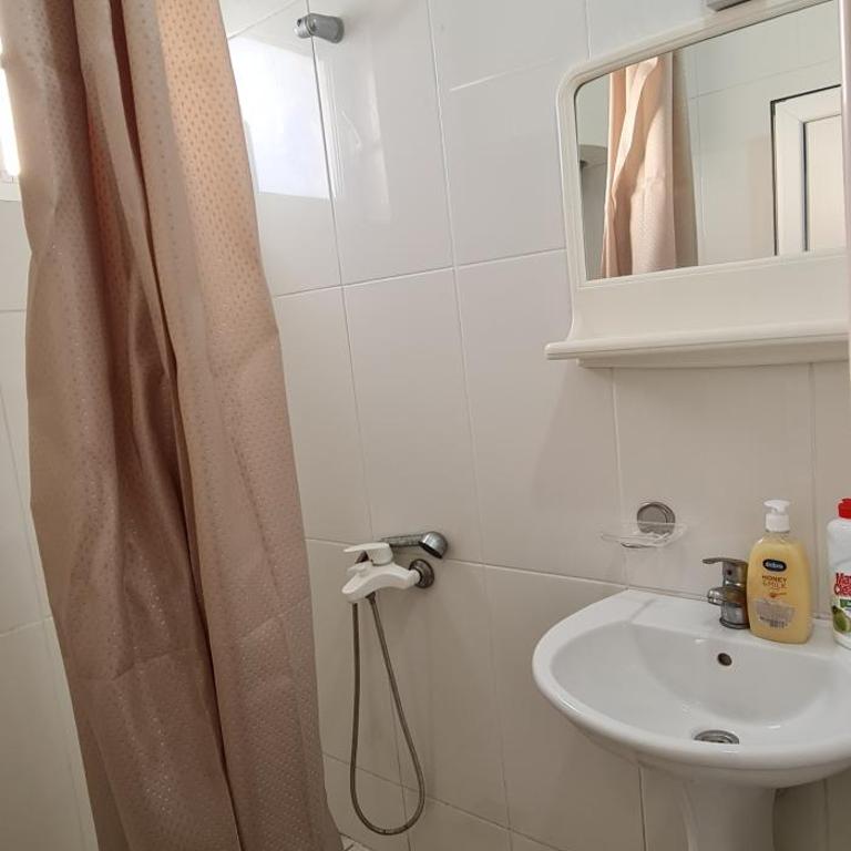 KIWI Apartments - Porodična Soba - 8