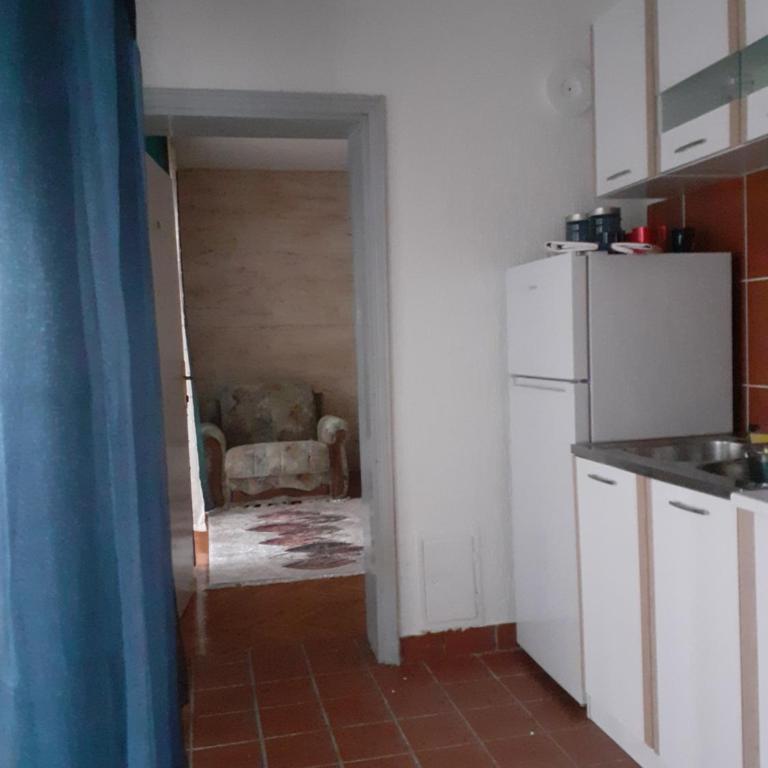 Guest House Cvoro - Apartment with Terrace - 3