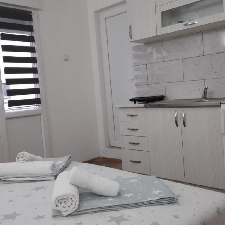 Relax Apartmani - blizu Neuromedic Niš - Studio sa Terasom - 7