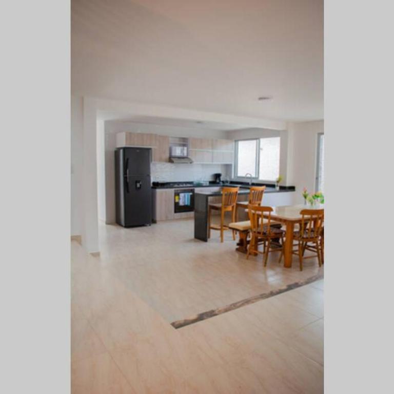Estratégica Ubicación-Energía Renovable-Pet Friendly - Casa de 6 dormitorios - 14