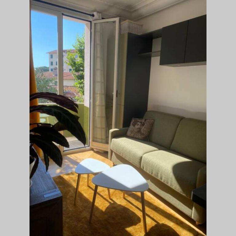 STUDIO NEUF ET PROCHE DES PLAGES DE JUAN LES PINS - One-Bedroom Apartment - 8