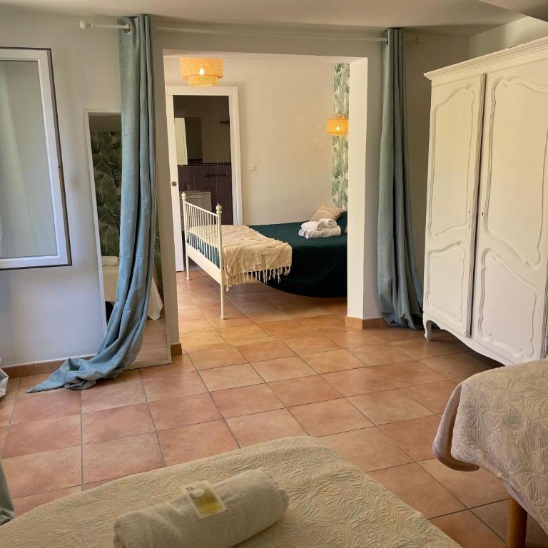 "Cap Riviera" Hotel & Restaurant Saint Aygulf - Suite Familiale avec Vue sur le Jardin - 2