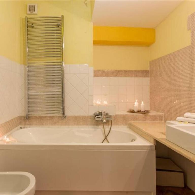 Appartamento centro cagliari - Appartamento con 3 Camere da Letto - 9