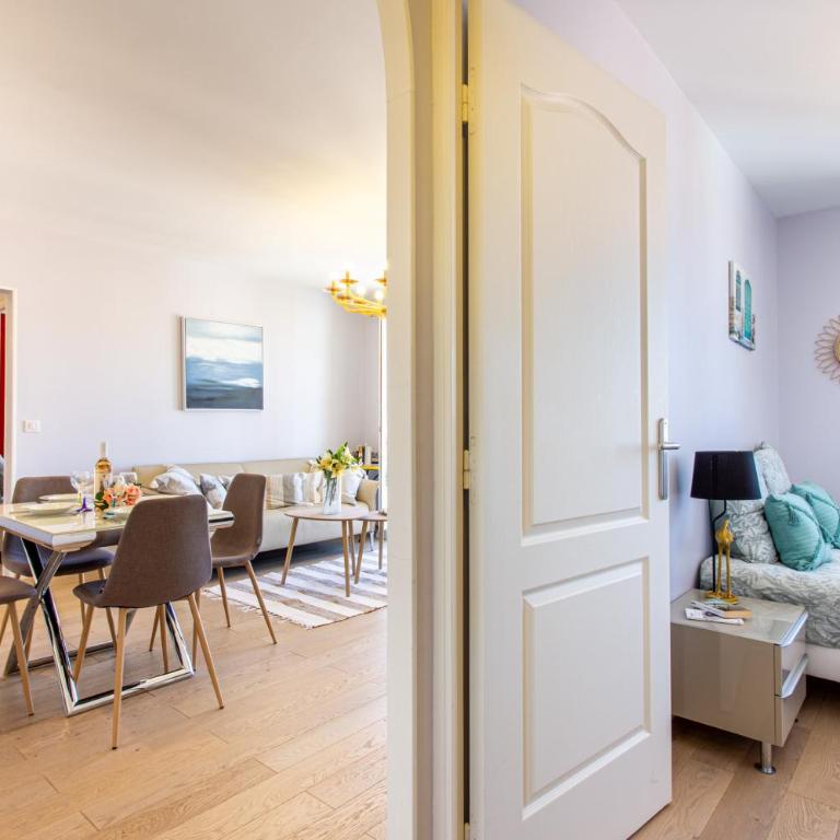 Providence - ELEGANT F3, VUE INCROYABLE, BALCON,ASCENSEUR, WIFI - Appartement avec Balcon - 16
