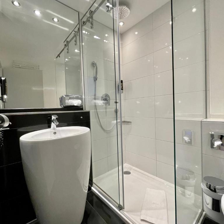 Hardi's Hotel - Standard Doppelzimmer mit Balkon - 9