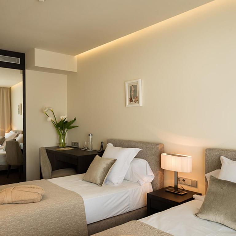 Cosmopolita Hotel Boutique & Spa - Habitación Doble Confort con acceso al spa - 2 camas - 3