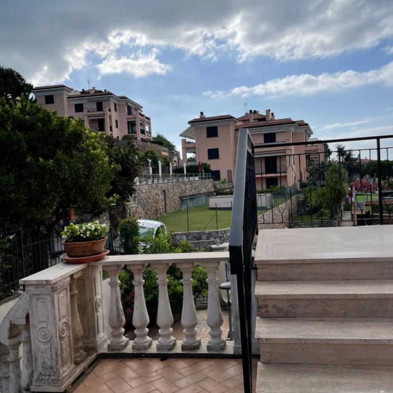 APARTMENT Aurora & Nicole IDEAL per bike 1 free parkings large e wi-fi free e x family mtb climbing con terazza vista mare - Appartamento con Balcone - 40