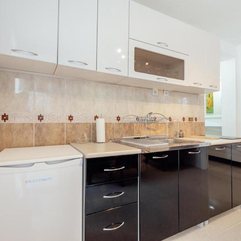 Kulic_Apartments - One-Bedroom Apartment - 2