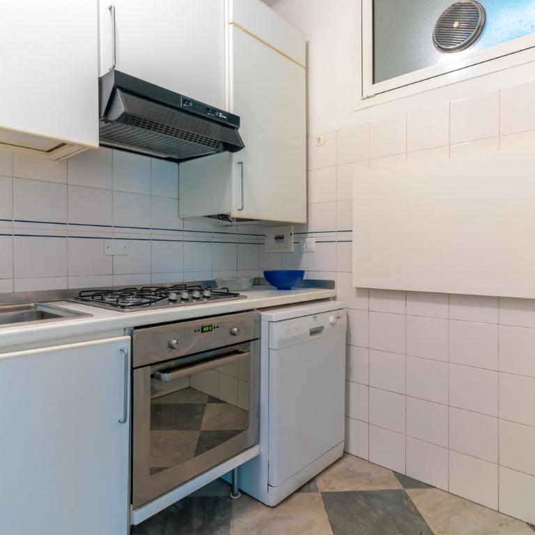 CASA CLAUDIA Relax con Patio e Parcheggio - Appartamento con 3 Camere da Letto - 14