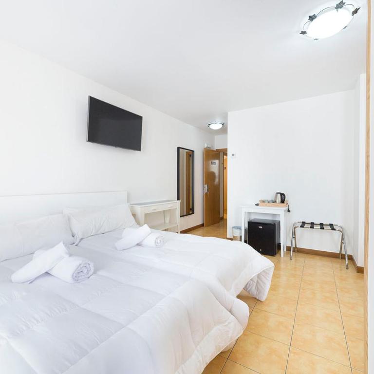 Stellae Luscofusco - Habitación Cuádruple Estándar - 2