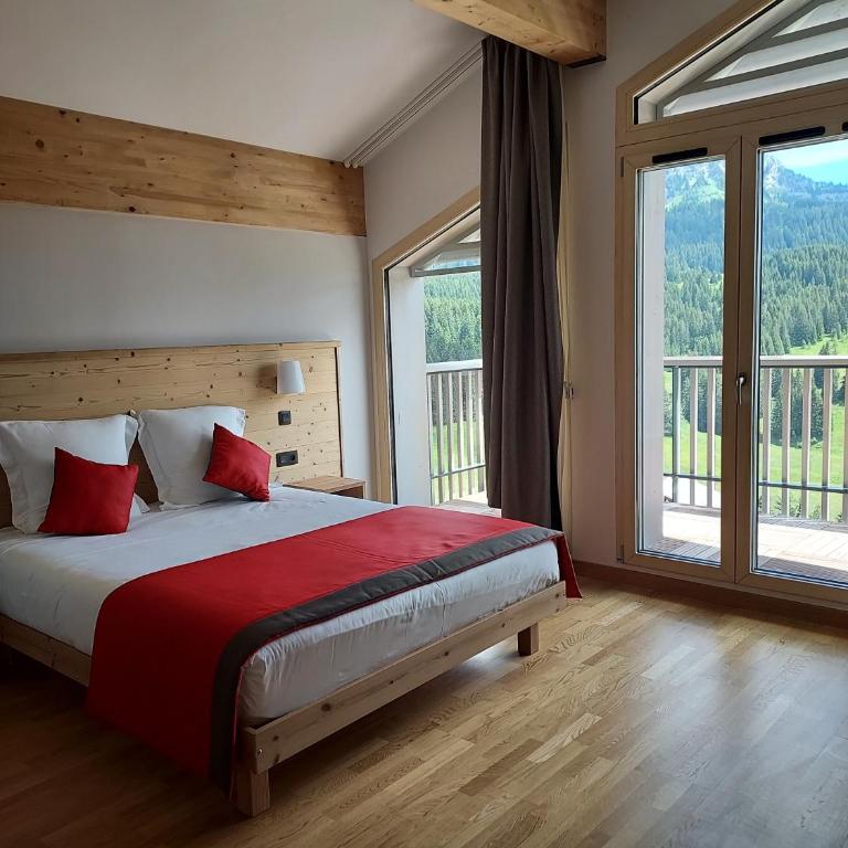 AUBERGE DES GLIERES Plateau des Glières - Suite avec Balcon - 6