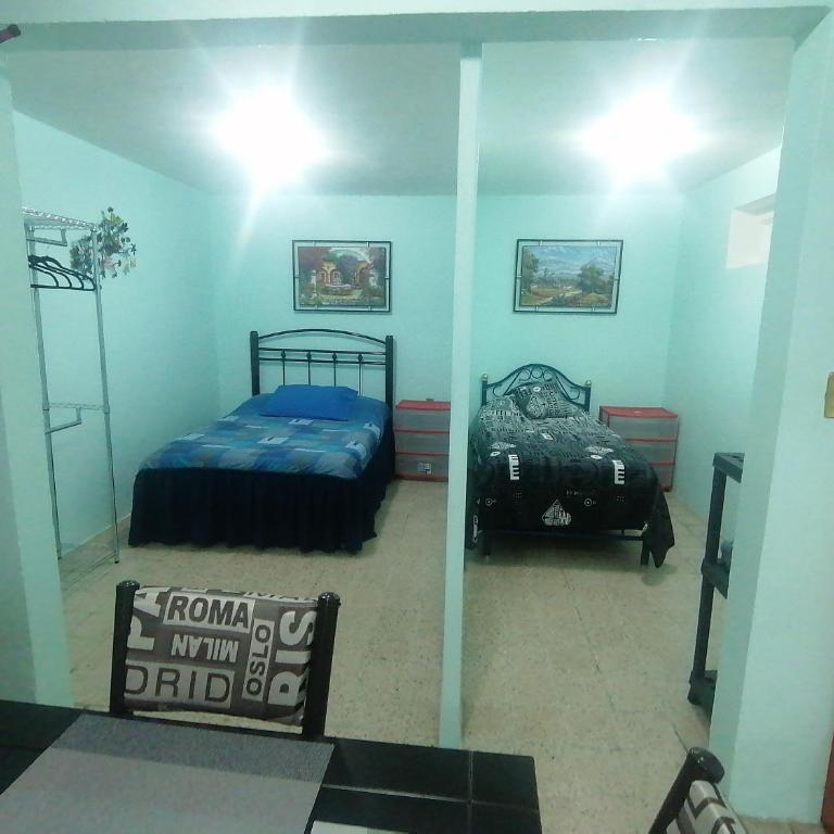 DEPARTAMENTO CERCANO AL AEROPUERTO T2, A 2 CALLES - Double Room with Two Double Beds - 26