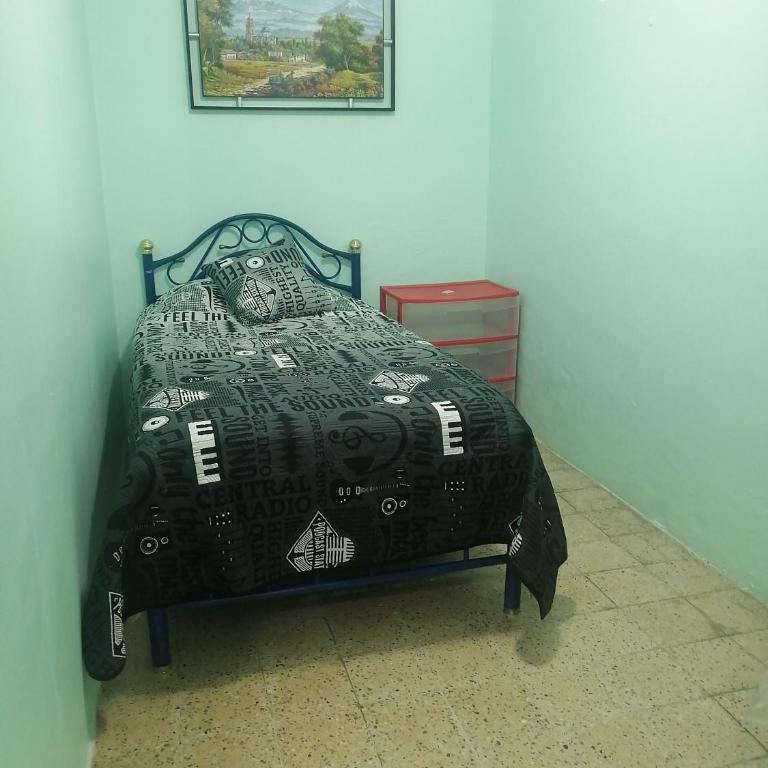 DEPARTAMENTO CERCANO AL AEROPUERTO T2, A 2 CALLES - Double Room with Two Double Beds - 2