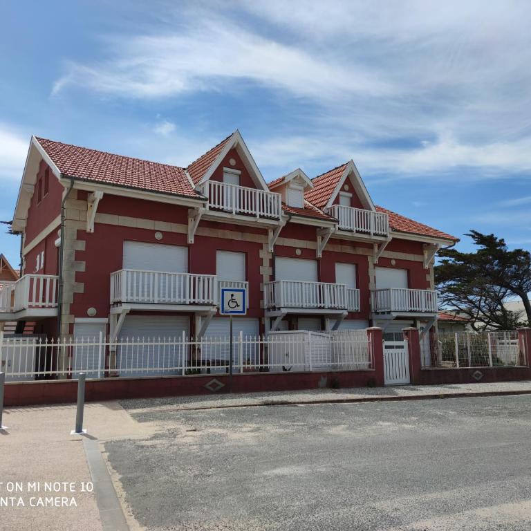 Joussac Côté Plage - Devant l'océan - Apartment with Sea View - 26