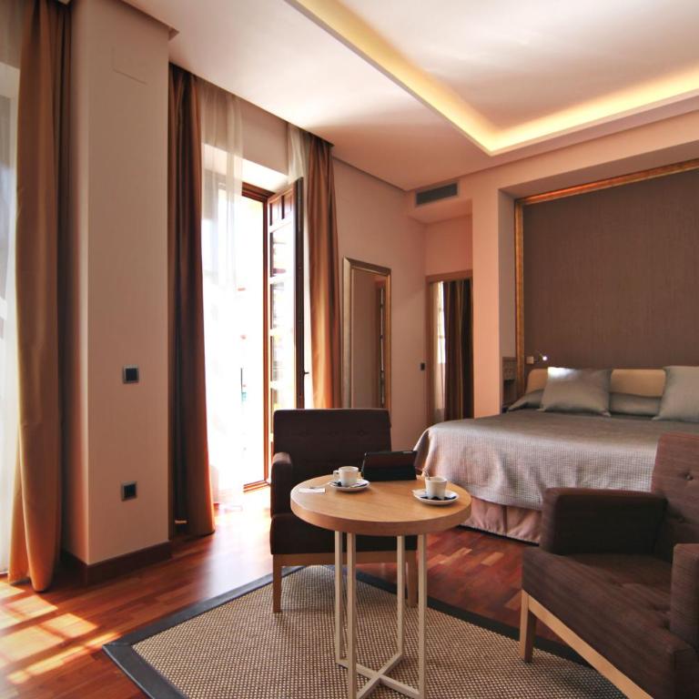 Casa Consistorial - Habitación Deluxe con cama extragrande - 10