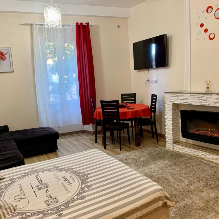 Splendide Studio au cœur historique de Fréjus - Studio Apartment - 1