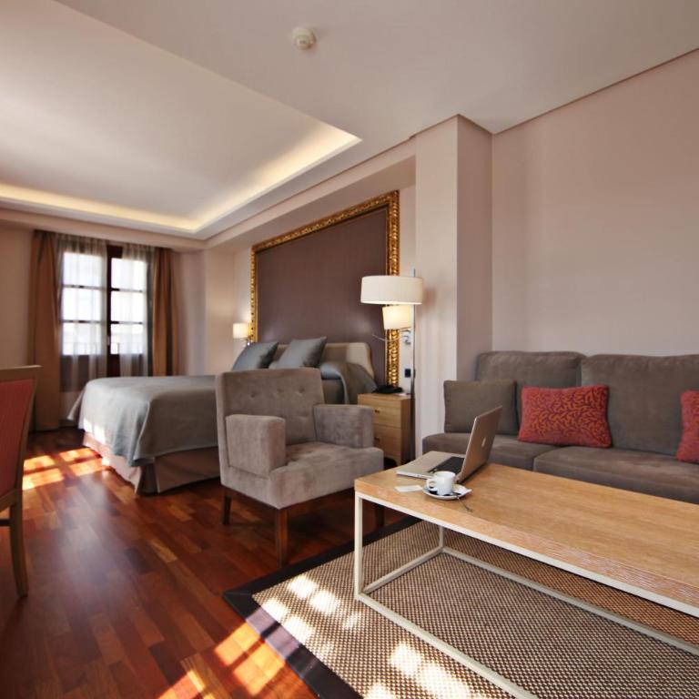 Casa Consistorial - Habitación Deluxe con cama extragrande - 12