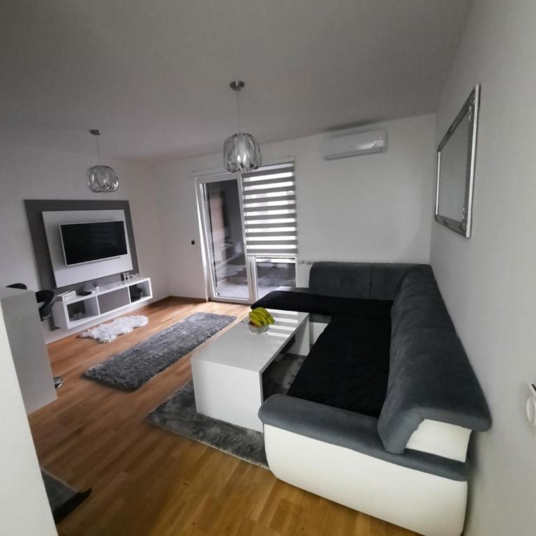 Apartman Bulevar Sarajevo - FREE PARKING - One-Bedroom Apartment - 12