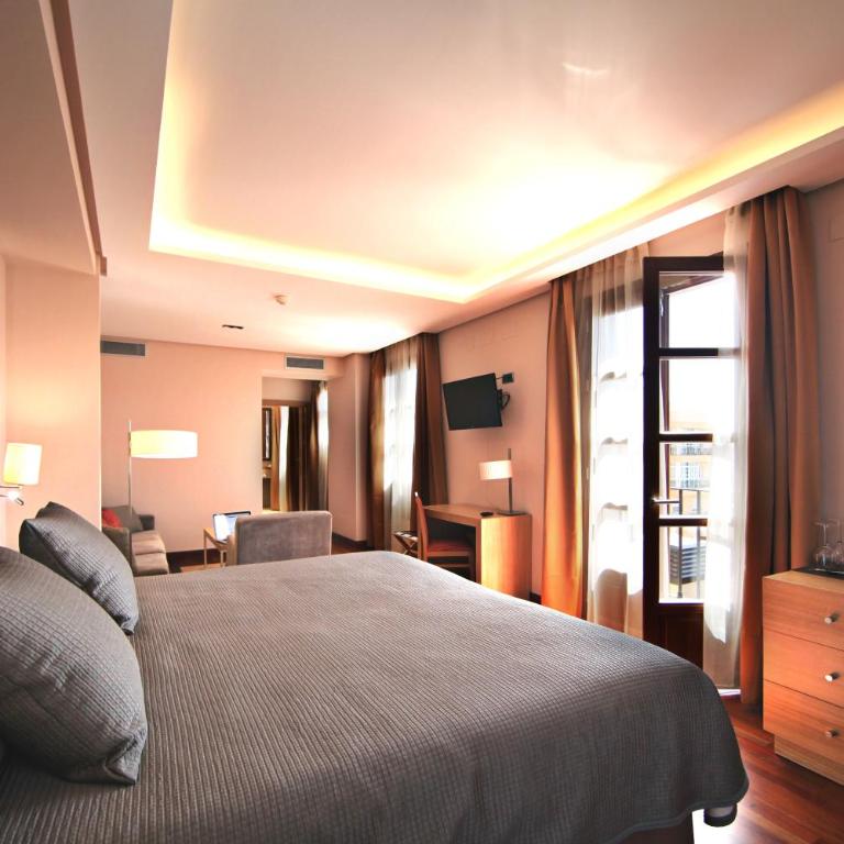 Casa Consistorial - Habitación Deluxe con cama extragrande - 13
