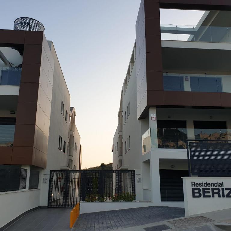 Boutique apartment near the beach, 1 Gbps Wi-Fi - Apartamento de 2 dormitorios - 20