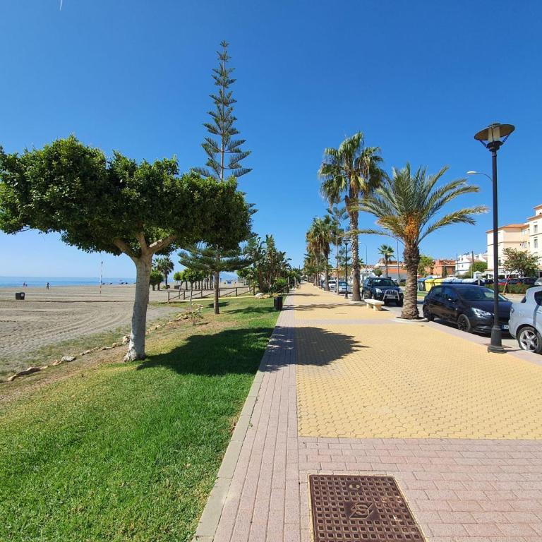 Boutique apartment near the beach, 1 Gbps Wi-Fi - Apartamento de 2 dormitorios - 60