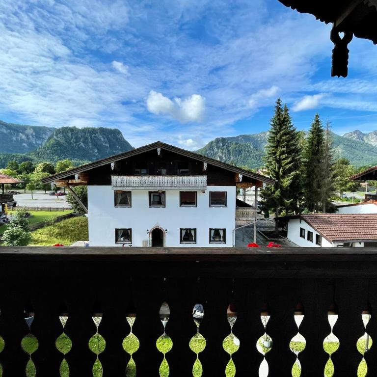 Hardi's Hotel - Superior Doppelzimmer mit Balkon - 9