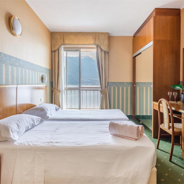 Hotel Splendid Palace - Camera Classic con Vista Lago - 1