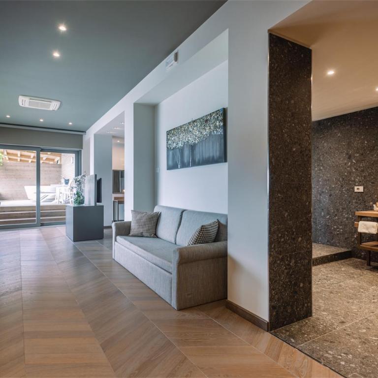 Hotel Splendid Palace - Suite con Vasca Idromassaggio - 5
