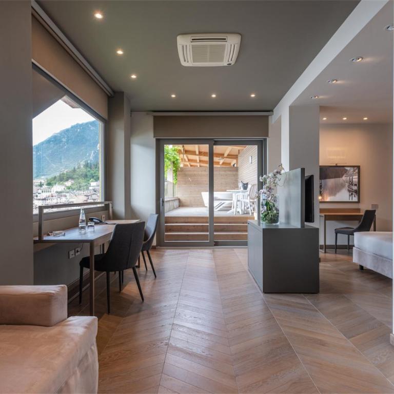 Hotel Splendid Palace - Suite con Vasca Idromassaggio - 6