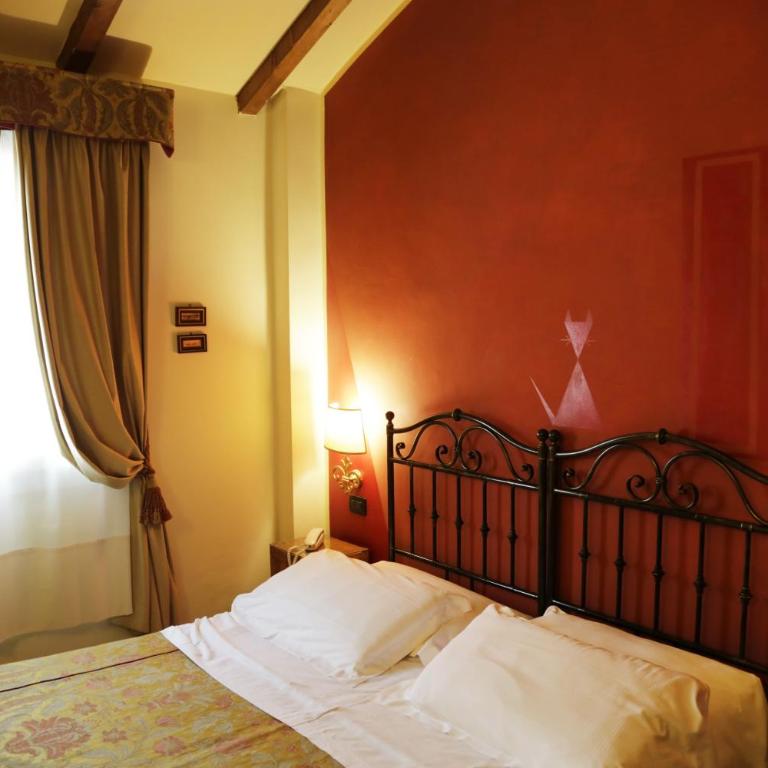 Albergo delle Drapperie - Camera Standard Doppia con Letti Singoli - 7