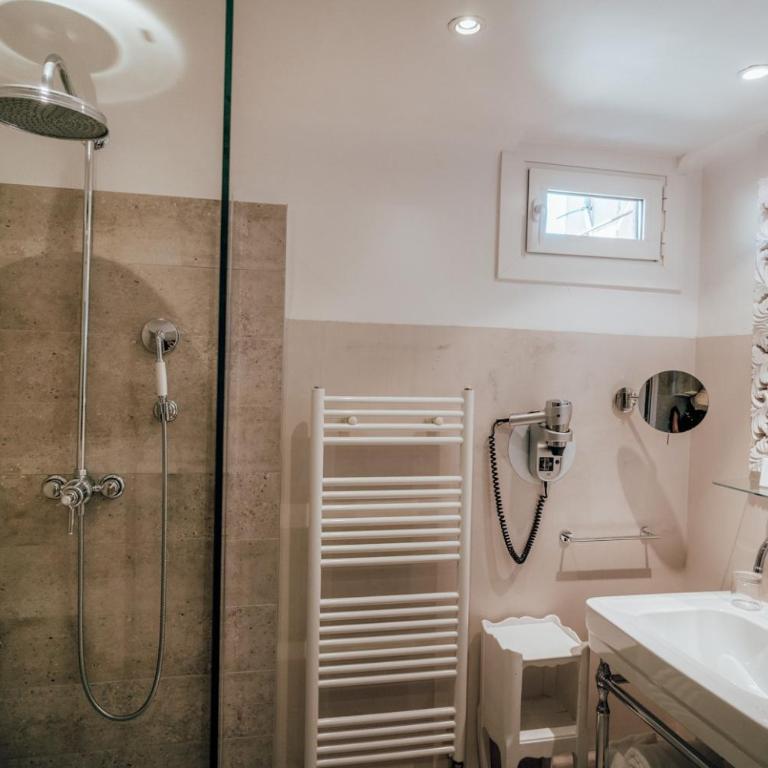 Ermitage de l'Oasis & Spa - Cannes Mandelieu - Chambre Double Deluxe - 5