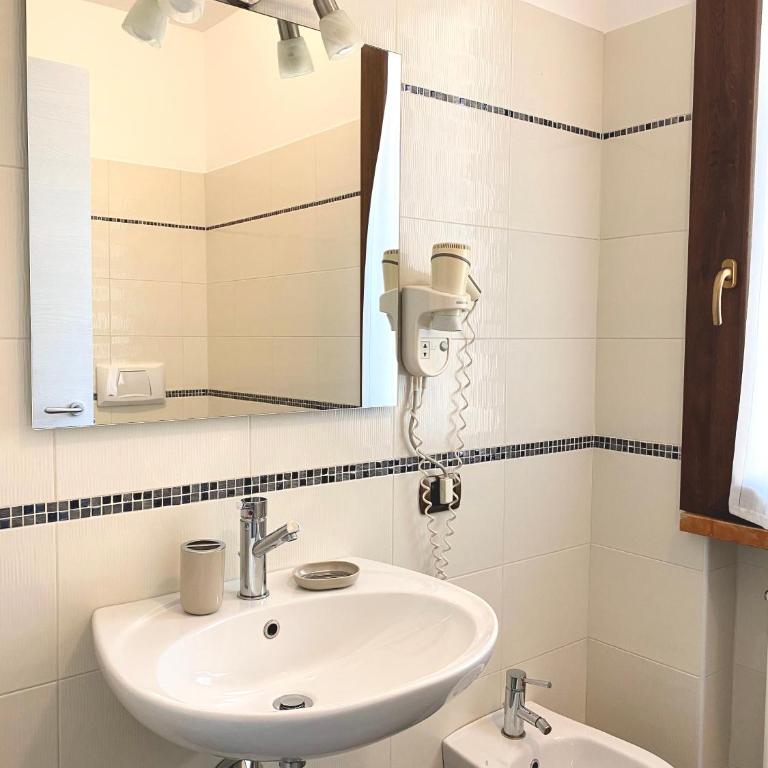 Jolly Apartments - Appartamento con 2 Camere da Letto - 4