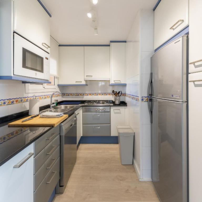 Precioso apartamento con piscina y vistas al mar - Apartamento de 2 dormitorios - 14