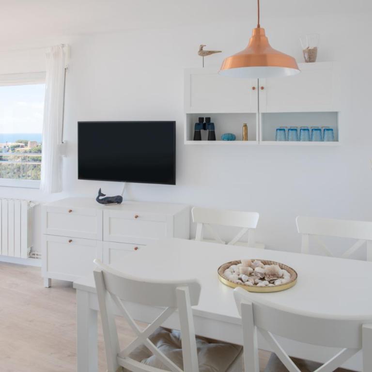 Precioso apartamento con piscina y vistas al mar - Apartamento de 2 dormitorios - 5