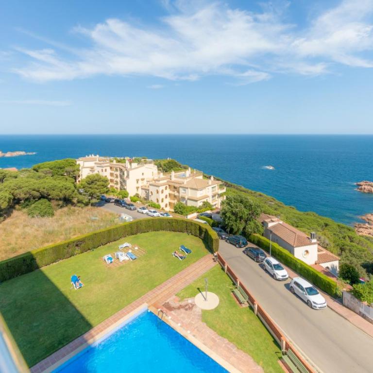 Precioso apartamento con piscina y vistas al mar - Apartamento de 2 dormitorios - 26